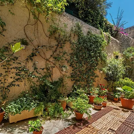 Πανσιόν Arolithos Σπέτσες